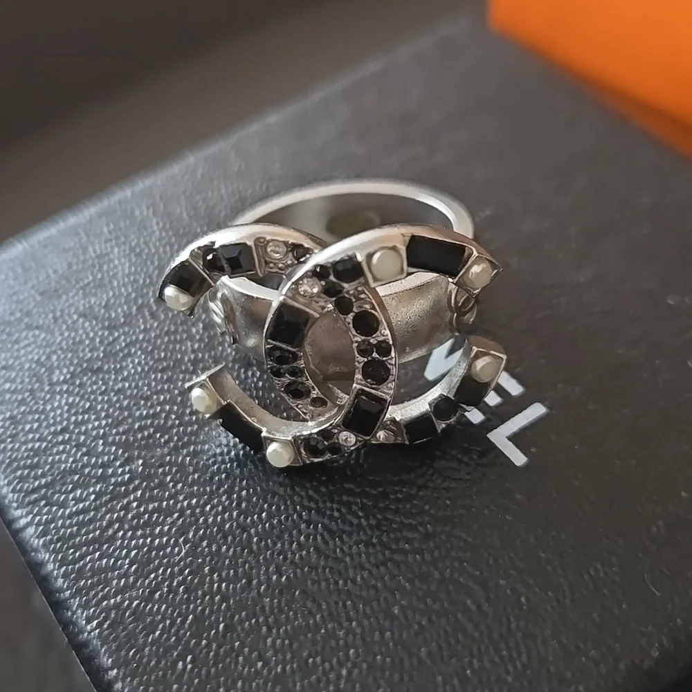 Chanel Geometric Ring | Double CC | Statement Designer Jewelry, Authentic, 52 - Picture 9 of 13